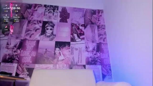 Image 4 of mia120923 Stream on Chaturbate on 20 days ago