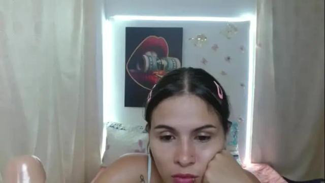 Thumbnail 3, mia320018's Stream at Chaturbate, 2 months ago