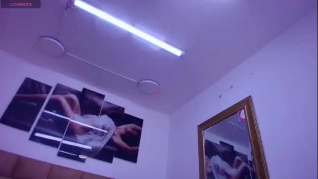 Thumbnail 1, mia_0_'s Stream at Chaturbate, 1 month ago