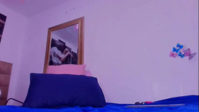 Image 3 of mia_0_ Stream on Chaturbate on 1 month ago