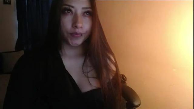 Image 12 of mia_112022 Stream on Chaturbate on 6 months ago