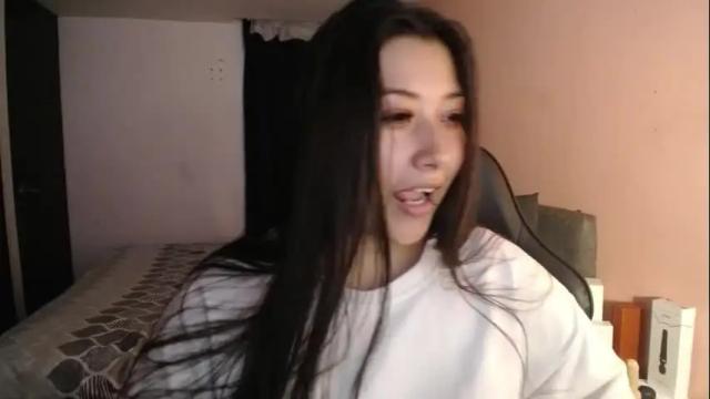 Image 12 of mia_112022 Stream on Chaturbate on 3 months ago