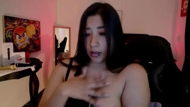 Image 11 of mia_112022 Stream on Chaturbate on 2 months ago