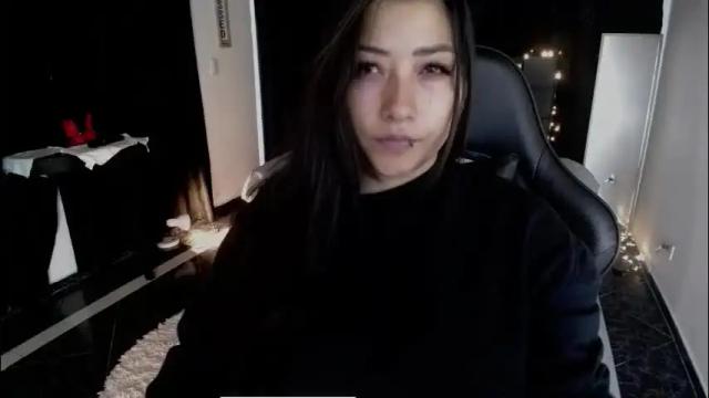 Image 2 of mia_112022 Stream on Chaturbate on 1 month ago