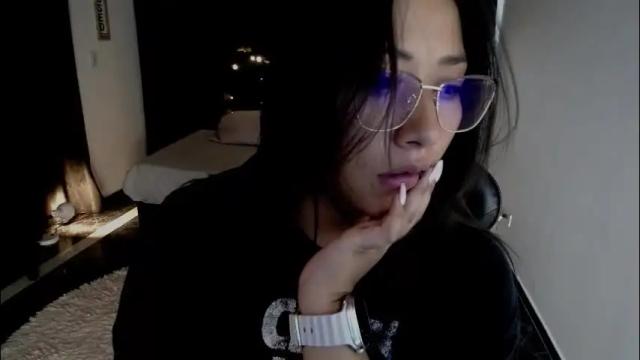 Image 2 of mia_112022 Stream on Chaturbate on 1 month ago