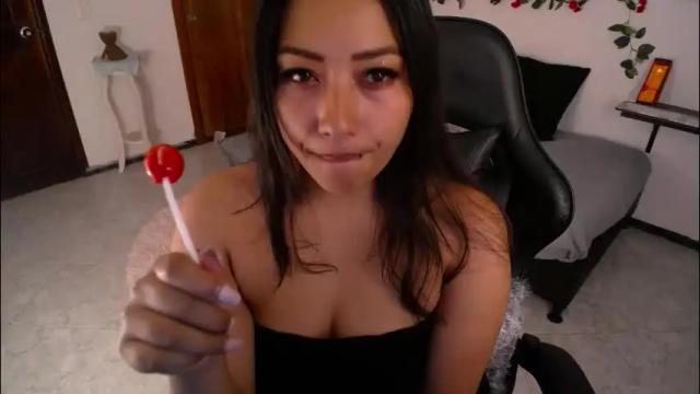 Image 3 of mia_112022 Stream on Chaturbate on 22 days ago