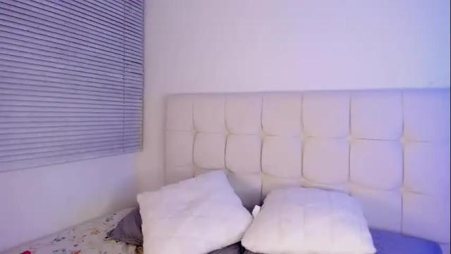 Image 12 of mia_2406 Stream on Chaturbate on 27 days ago