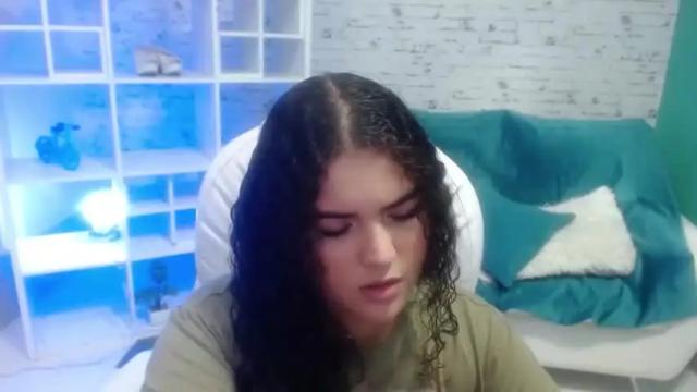 Image 7 of mia__0 Stream on Chaturbate on 18 months ago