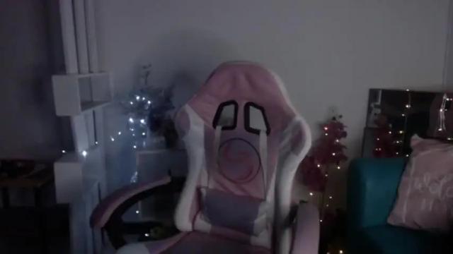Image 12 of mia__0 Stream on Chaturbate on 18 months ago