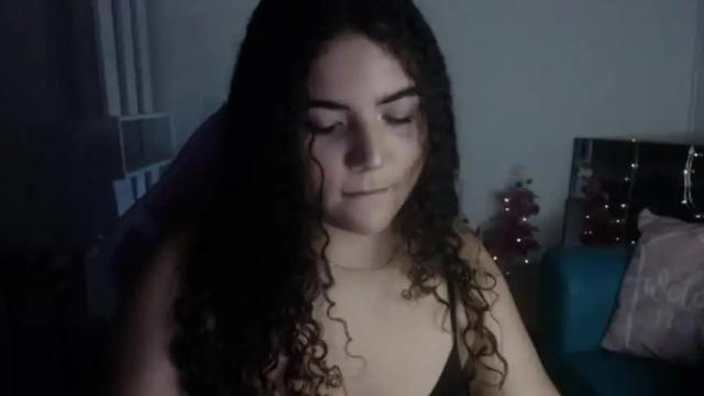 Image 8 of mia__0 Stream on Chaturbate on 18 months ago