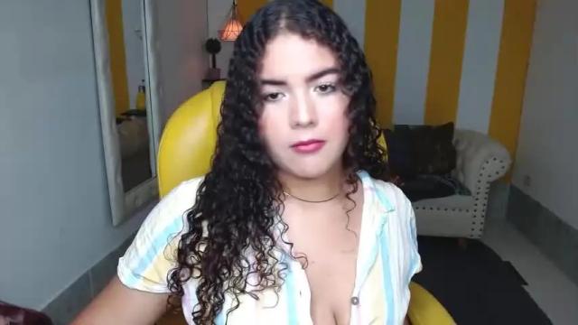 Image 6 of mia__0 Stream on Chaturbate on 18 months ago