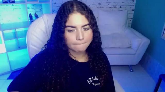 Image 2 of mia__0 Stream on Chaturbate on 18 months ago