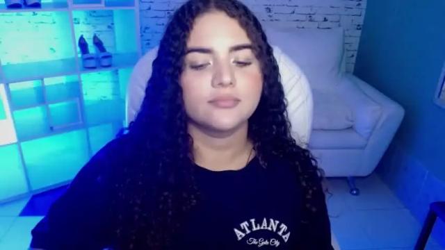 Image 8 of mia__0 Stream on Chaturbate on 18 months ago