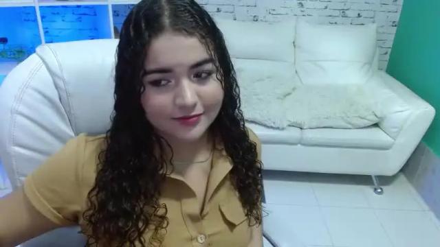 Image 3 of mia__0 Stream on Chaturbate on 18 months ago