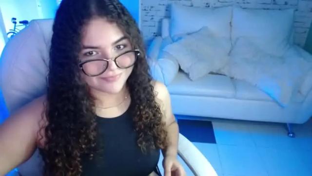 Image 6 of mia__0 Stream on Chaturbate on 18 months ago
