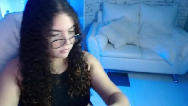 Image 8 of mia__0 Stream on Chaturbate on 18 months ago