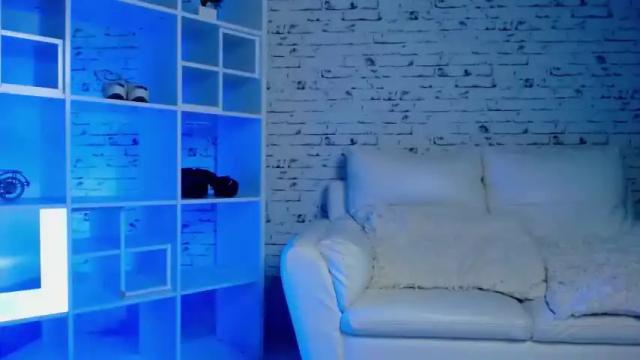 Image 3 of mia__0 Stream on Chaturbate on 17 months ago