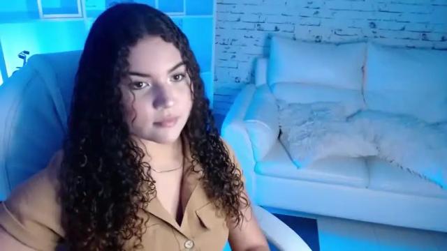 Image 4 of mia__0 Stream on Chaturbate on 17 months ago