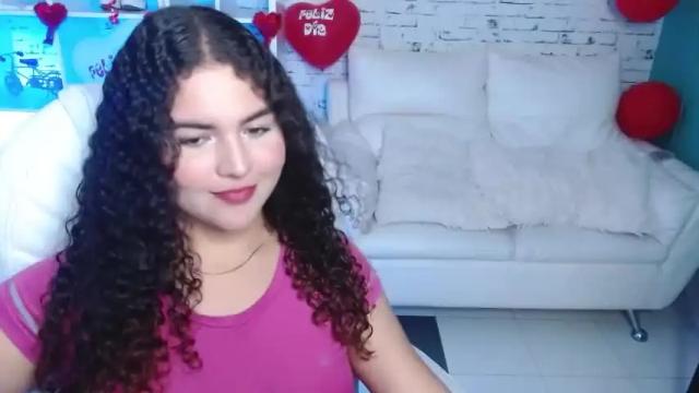 Image 2 of mia__0 Stream on Chaturbate on 17 months ago