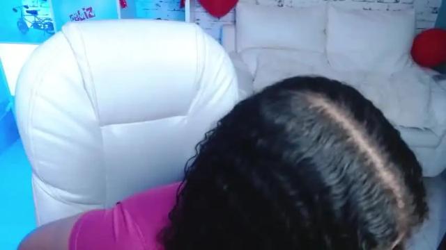 Image 3 of mia__0 Stream on Chaturbate on 17 months ago