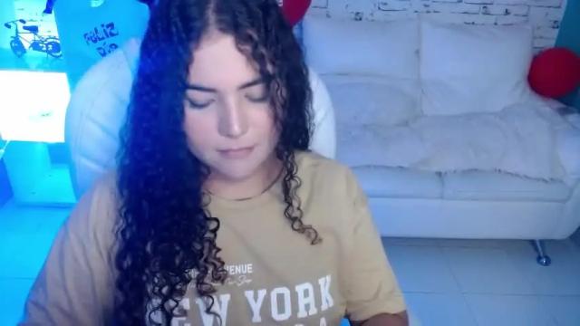 Image 8 of mia__0 Stream on Chaturbate on 17 months ago