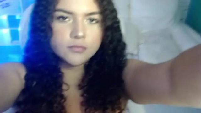 Image 6 of mia__0 Stream on Chaturbate on 17 months ago
