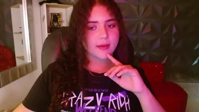 Image 2 of mia__0 Stream on Chaturbate on 16 months ago