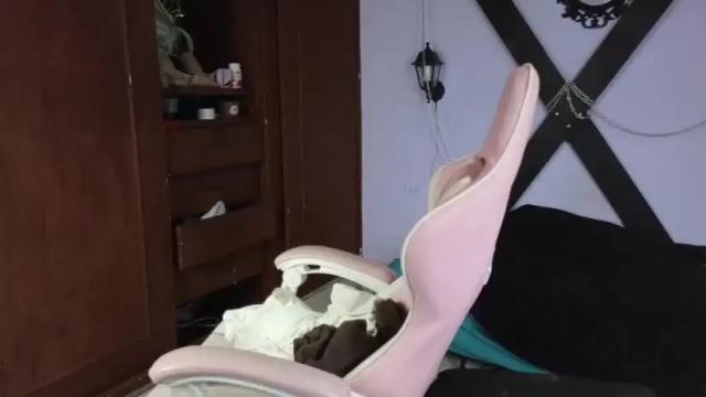 Image 11 of mia__04 Stream on Chaturbate on 16 months ago