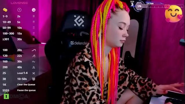 Image 2 of mia__caprice Stream on Chaturbate on 1 month ago