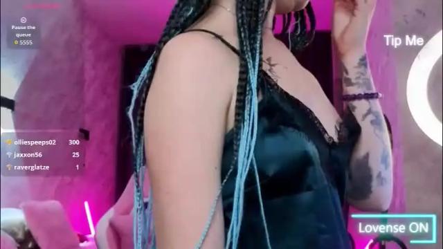 Image 8 of mia__caprice Stream on Chaturbate on 1 month ago