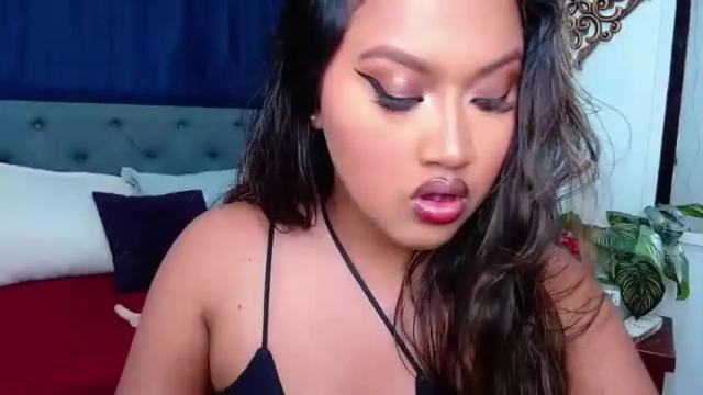Image 7 of mia__hottx Stream on Chaturbate on 18 months ago
