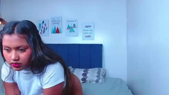Image 7 of mia__hottx Stream on Chaturbate on 18 months ago