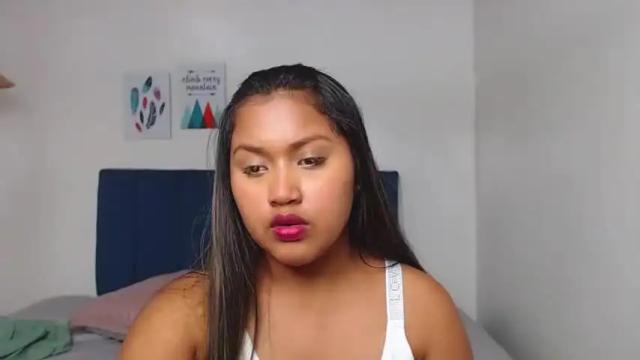 Image 10 of mia__hottx Stream on Chaturbate on 17 months ago