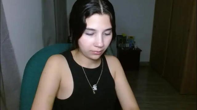 Image 12 of mia__lopez_ Stream on Chaturbate on 3 months ago