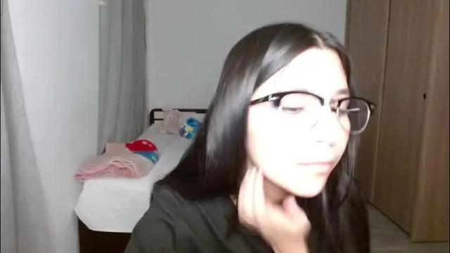 Image 4 of mia__lopez_ Stream on Chaturbate on 2 months ago