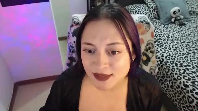Image 10 of mia_adams_red Stream on Chaturbate on 12 days ago