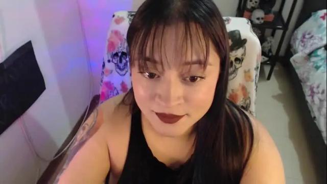 Image 8 of mia_adams_red Stream on Chaturbate on 1 month ago
