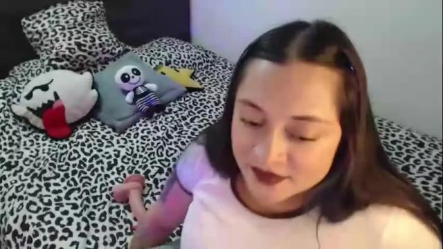 Image 4 of mia_adams_red Stream on Chaturbate on 1 month ago
