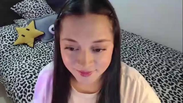 Image 11 of mia_adams_red Stream on Chaturbate on 29 days ago