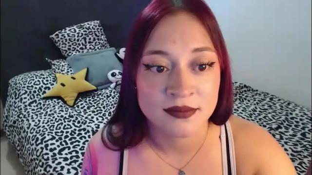 Image 2 of mia_adams_red Stream on Chaturbate on 2 months ago