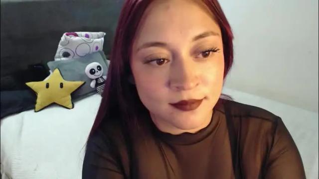 Image 11 of mia_adams_red Stream on Chaturbate on 2 months ago