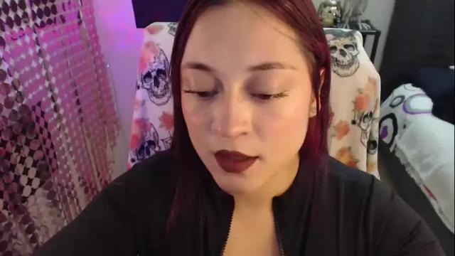 Image 2 of mia_adams_red Stream on Chaturbate on 2 months ago