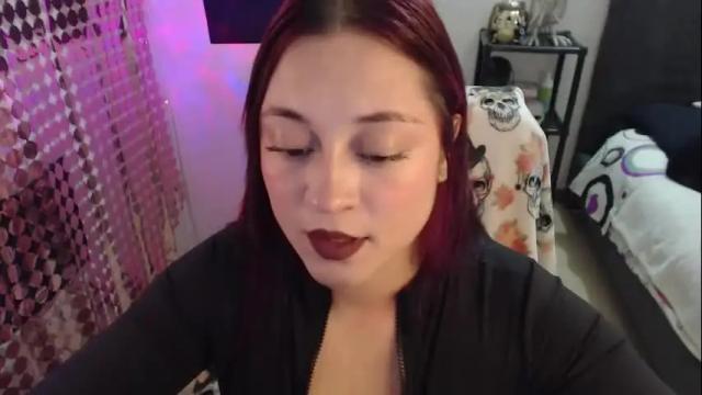 Image 3 of mia_adams_red Stream on Chaturbate on 2 months ago