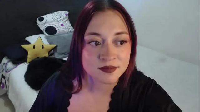 Image 11 of mia_adams_red Stream on Chaturbate on 1 month ago