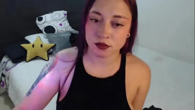 Image 7 of mia_adams_red Stream on Chaturbate on 1 month ago