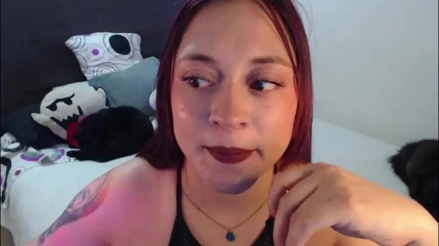 Image 6 of mia_adams_red Stream on Chaturbate on 1 month ago