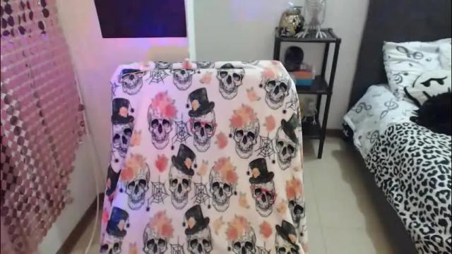 Image 7 of mia_adams_red Stream on Chaturbate on 1 day ago