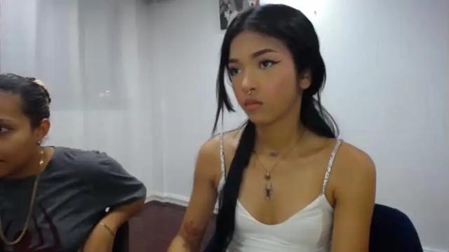 Image 12 of mia_and_madison Stream on Chaturbate on 12 months ago