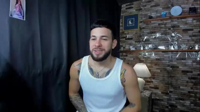 Image 2 of mia_and_vincentt Stream on Chaturbate on 1 month ago