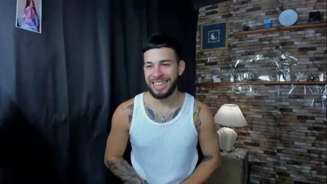 Image 3 of mia_and_vincentt Stream on Chaturbate on 1 month ago